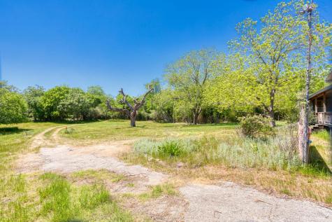 8612 Fm 1854 Dale TX 78616