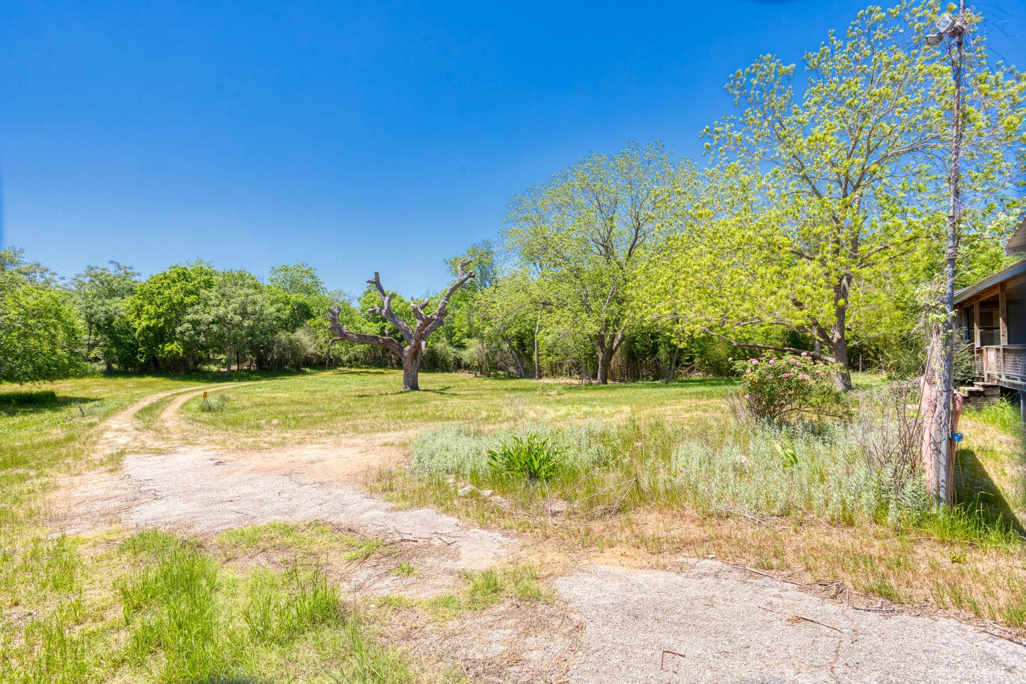 8612 Fm 1854 Dale TX 78616