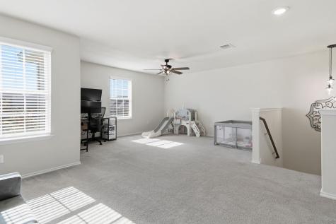 408 Bedford Falls Lane Jarrell TX 76537