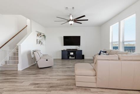 408 Bedford Falls Lane Jarrell TX 76537