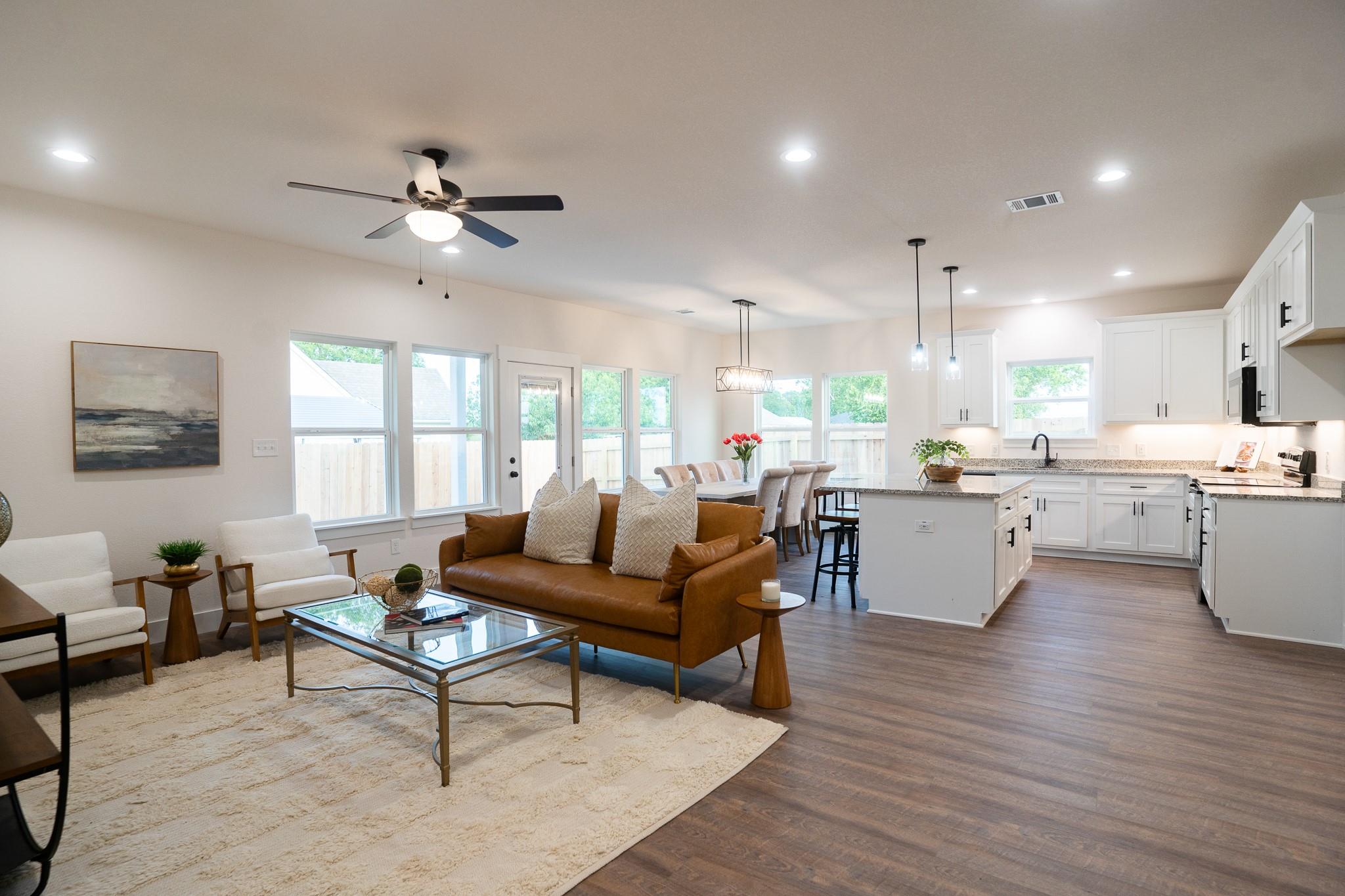 304 String Prairie Way Smithville TX 78957