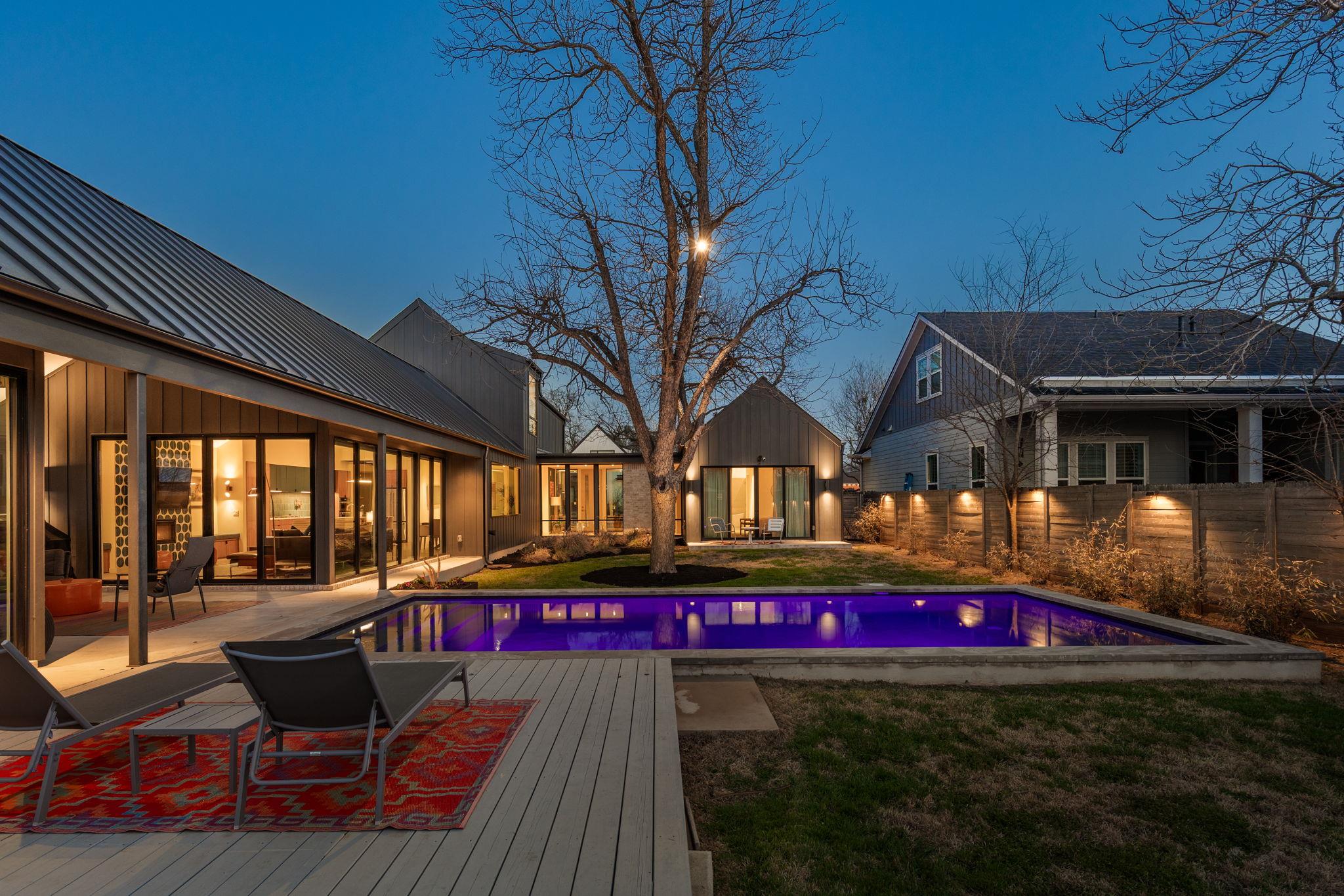 7502 Saint Louis Street Austin TX 78757