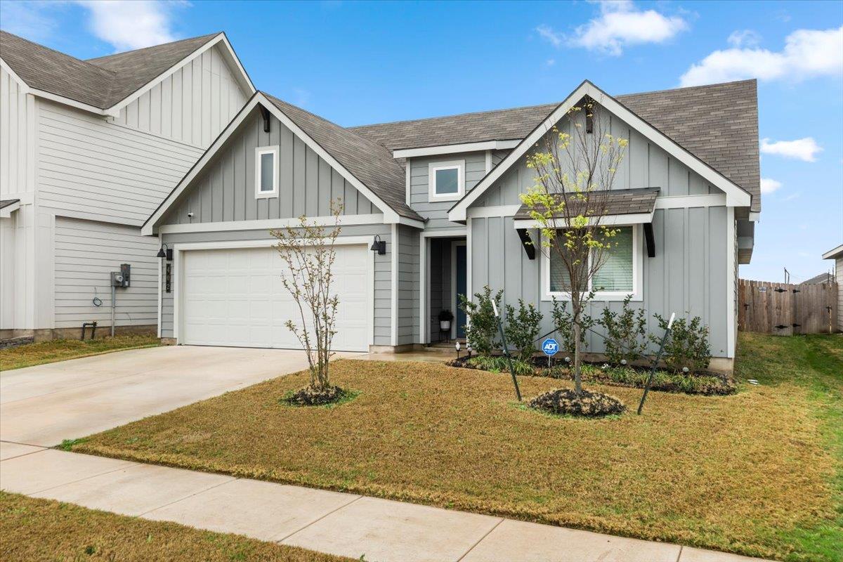 402 Perry Place Rockdale TX 76567