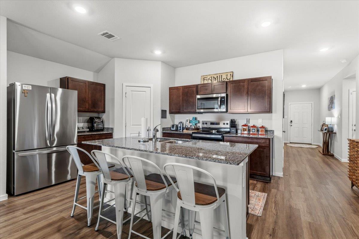 402 Perry Place Rockdale TX 76567