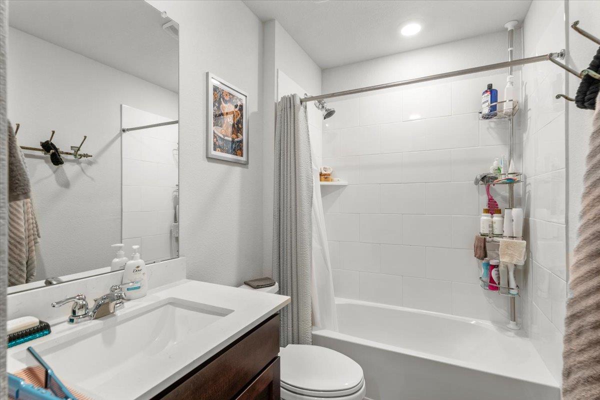 402 Perry Place Rockdale TX 76567