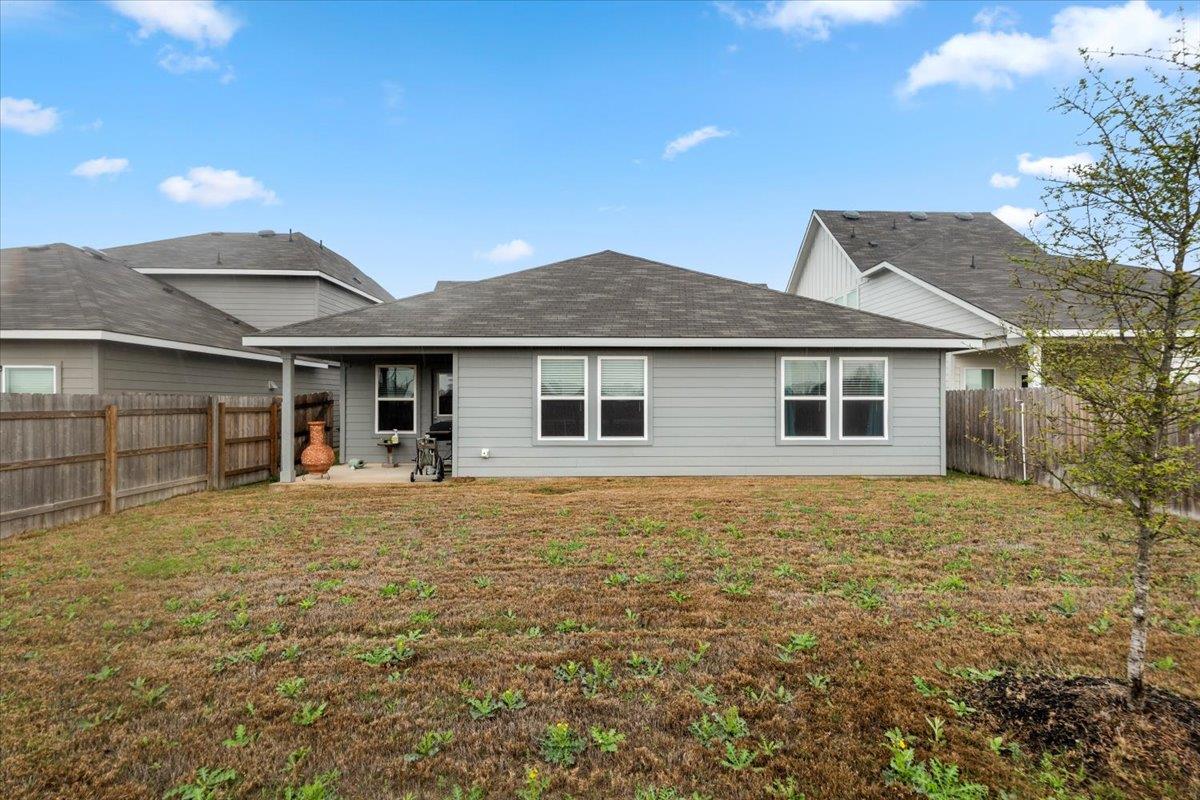 402 Perry Place Rockdale TX 76567