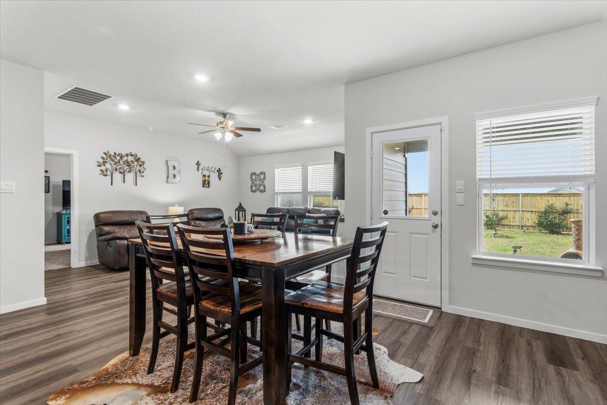 402 Perry Place Rockdale TX 76567