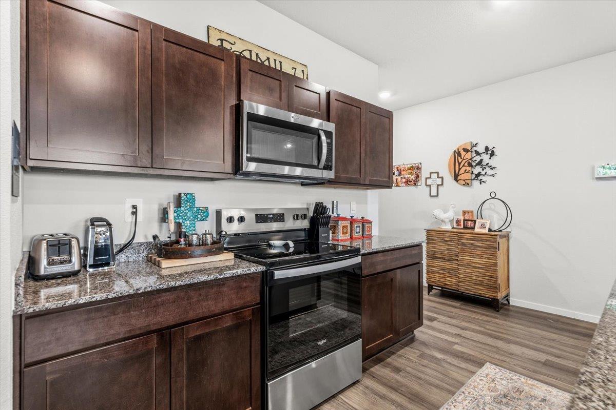 402 Perry Place Rockdale TX 76567