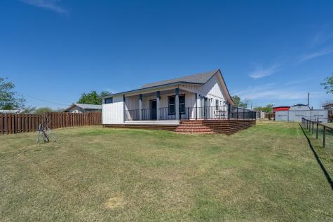 300-A Herrin Street Coupland TX 78615