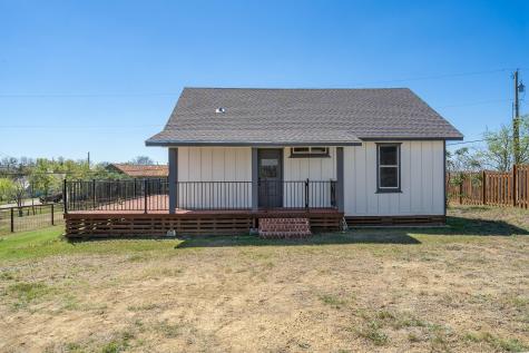 300-A Herrin Street Coupland TX 78615