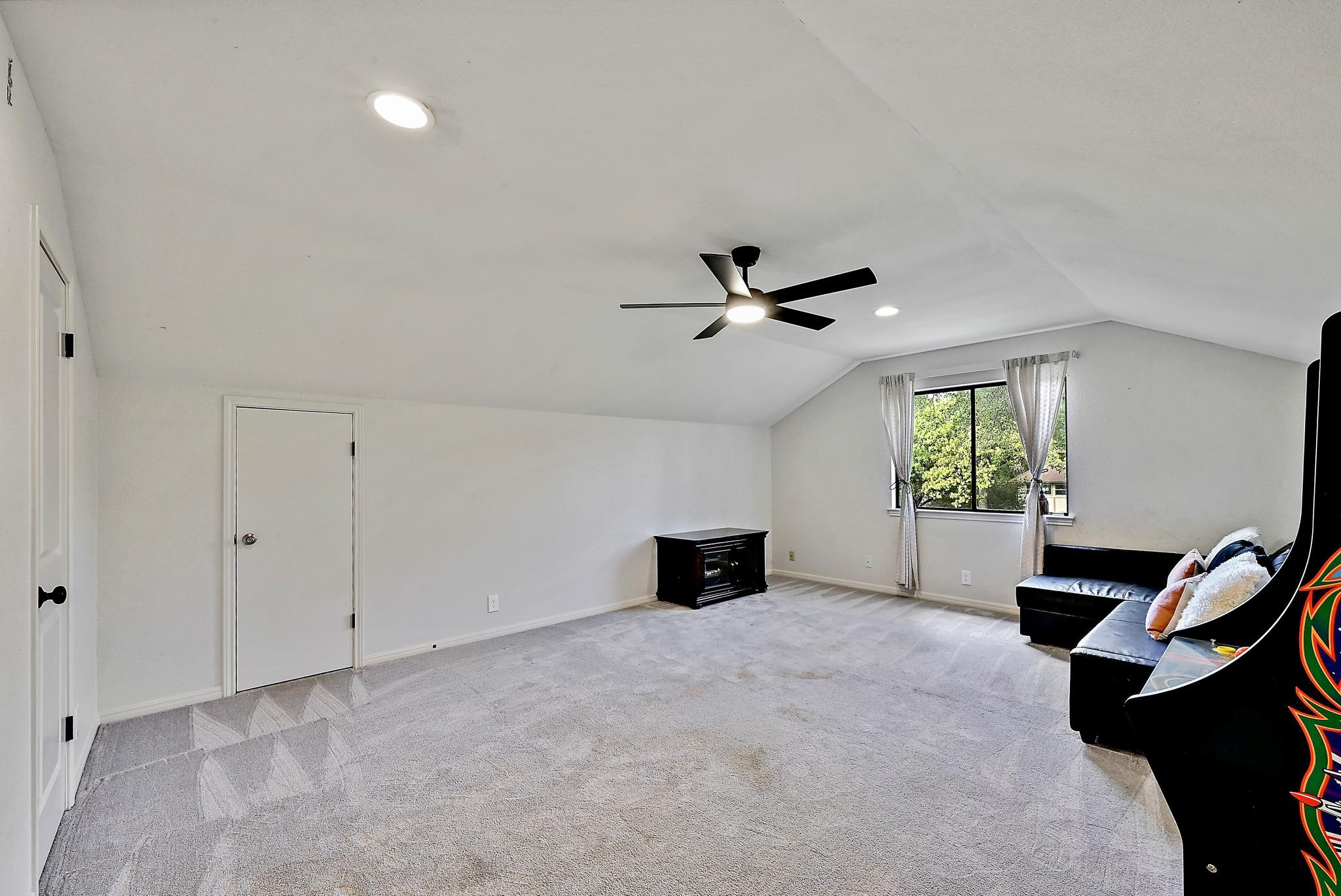11105 Wintergreen Hill Austin TX 78750