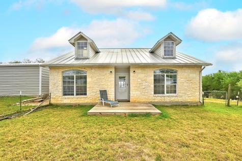 127 Klbj Road Smithville TX 78957