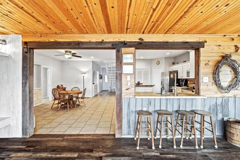 127 Klbj Road Smithville TX 78957