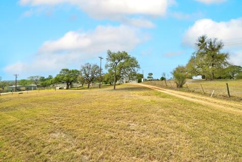 127 Klbj Road Smithville TX 78957