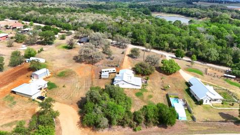 127 Klbj Road Smithville TX 78957