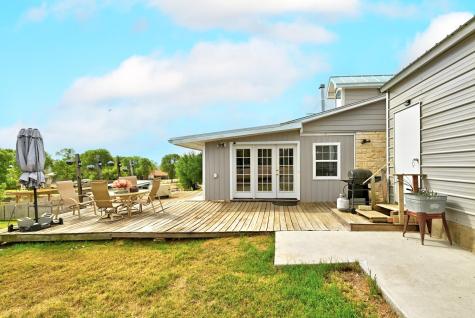 127 Klbj Road Smithville TX 78957