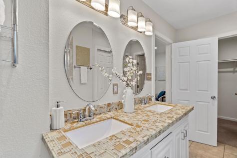 2604 Cockburn Drive Austin TX 78745