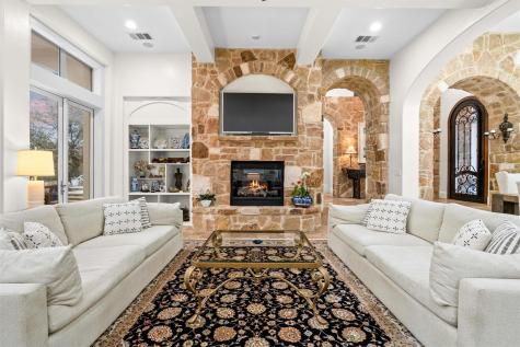 108 Golden Bear Cove Austin TX 78738