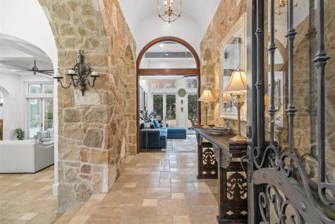 108 Golden Bear Cove Austin TX 78738
