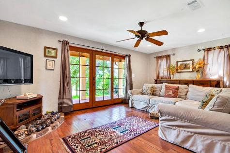 541 Martindale Falls Road Martindale TX 78655