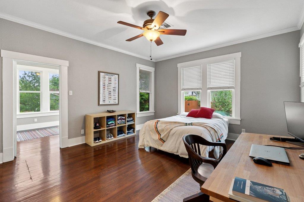1518 Lexington Street Taylor TX 76574
