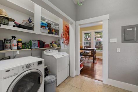 1518 Lexington Street Taylor TX 76574