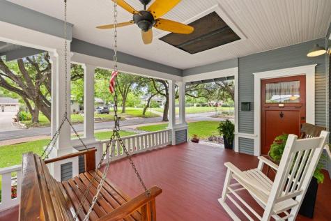 1518 Lexington Street Taylor TX 76574
