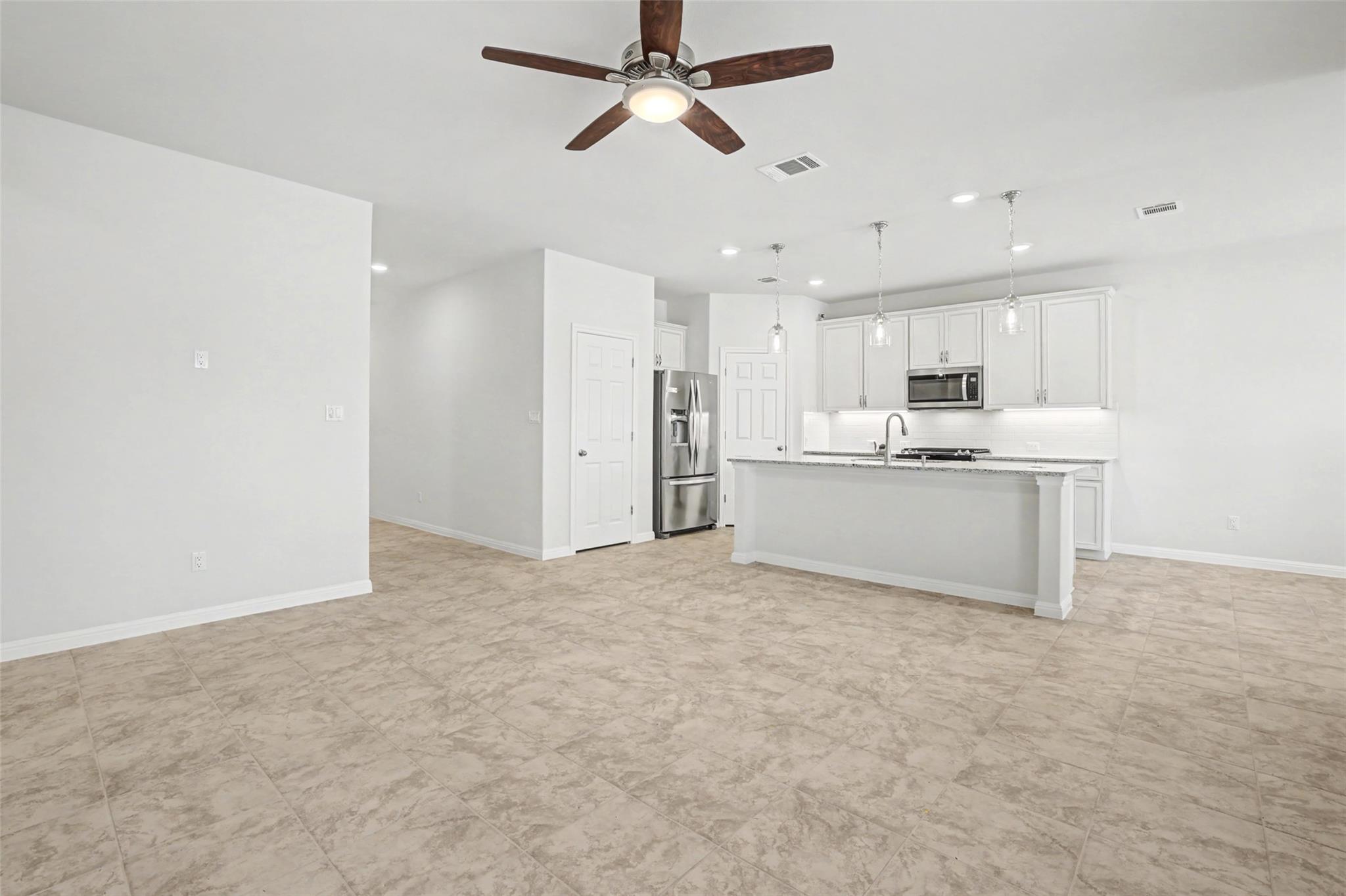 382 Smithsonian Lane Kyle TX 78640