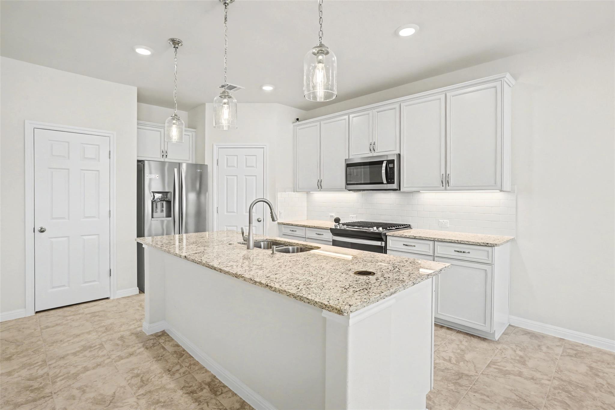 382 Smithsonian Lane Kyle TX 78640