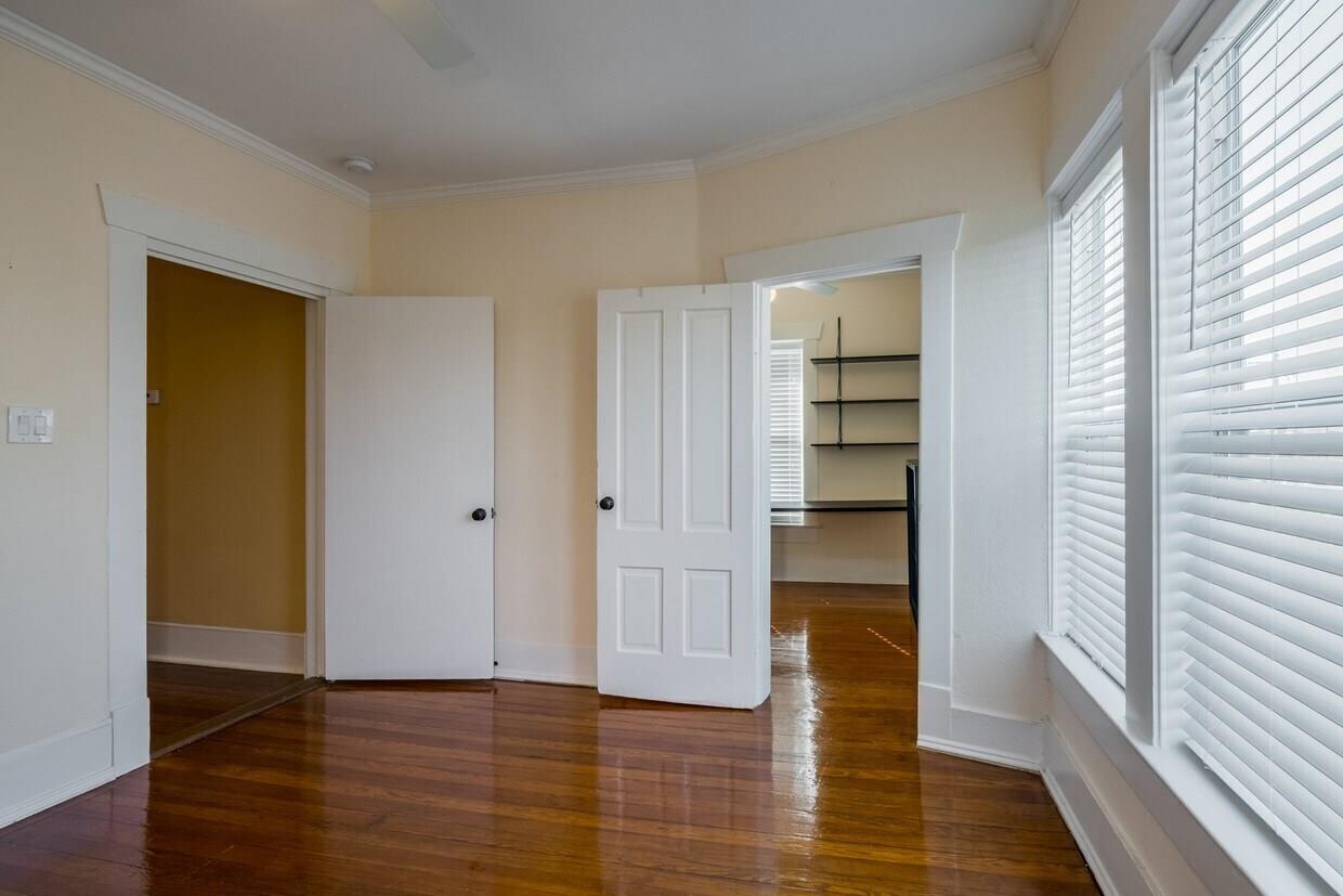 1159 Navasota Street Austin TX 78702