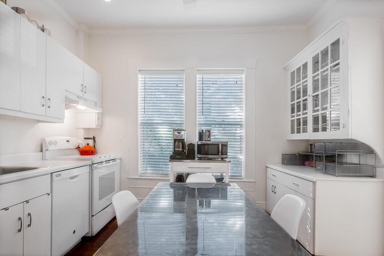 1159 Navasota Street Austin TX 78702