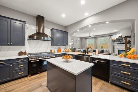 12109 Montclair Bend Austin TX 78732