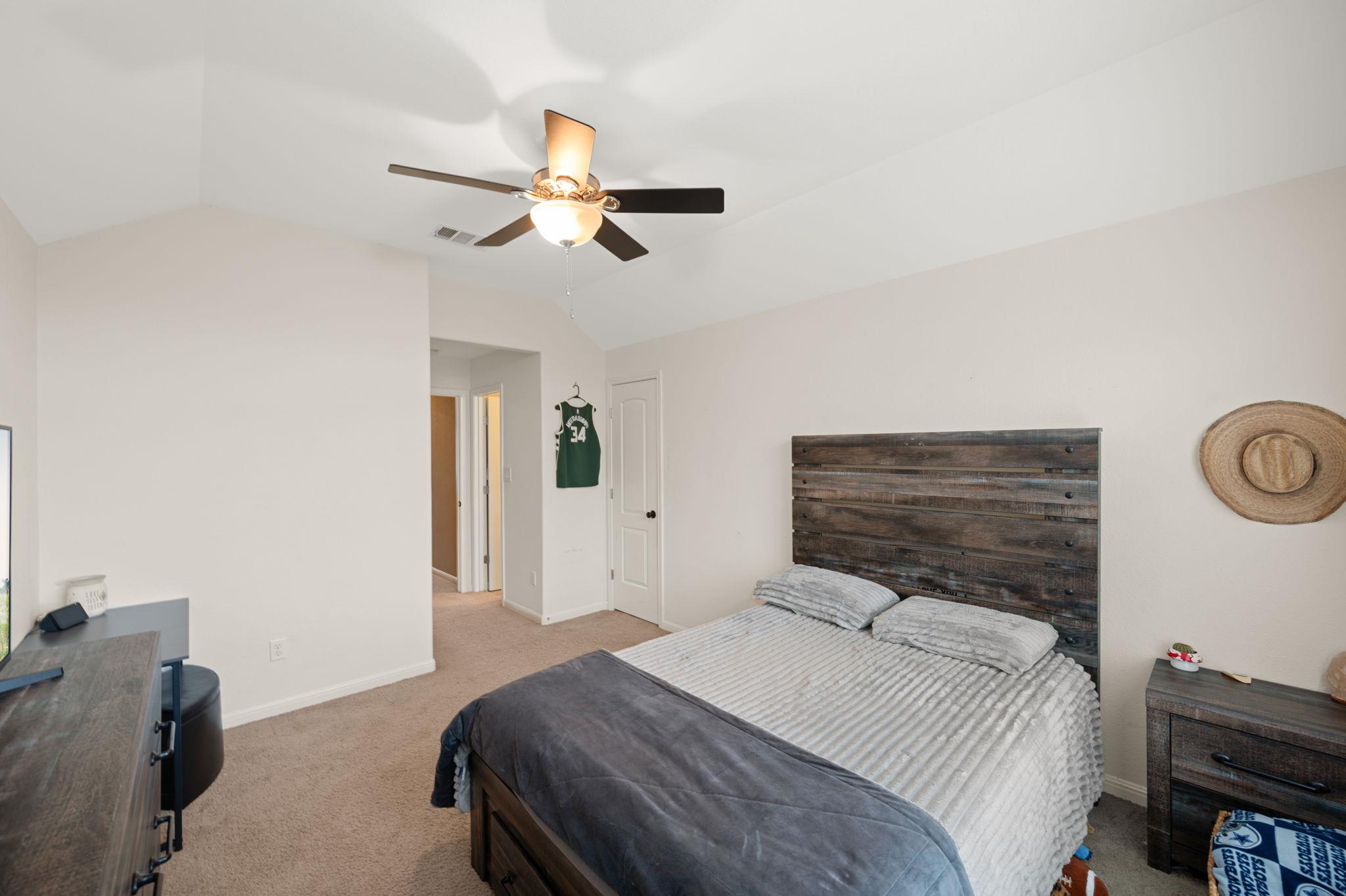 12109 Montclair Bend Austin TX 78732