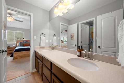 12109 Montclair Bend Austin TX 78732