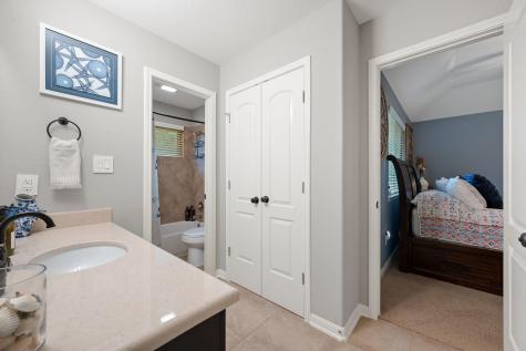12109 Montclair Bend Austin TX 78732