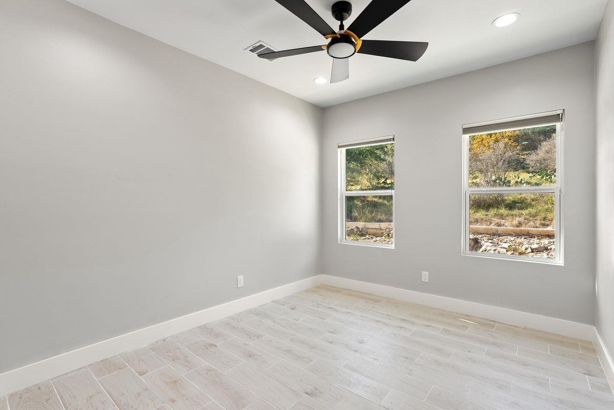 105 Golden Eagle Horseshoe Bay TX 78657