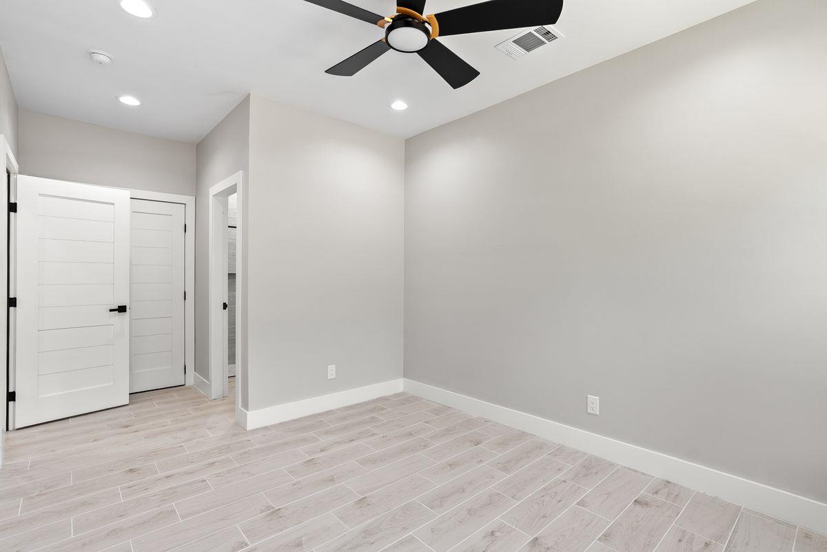 105 Golden Eagle Horseshoe Bay TX 78657