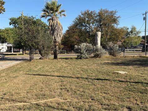 712 Sandy Mountain Drive Llano TX 78643