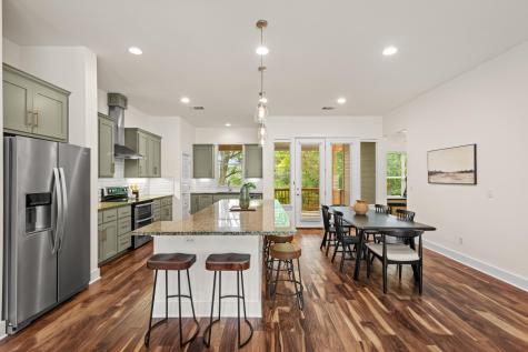 2402 Bahama Road Austin TX 78733