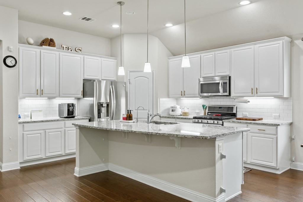 1916 Elaina Loop Leander TX 78641