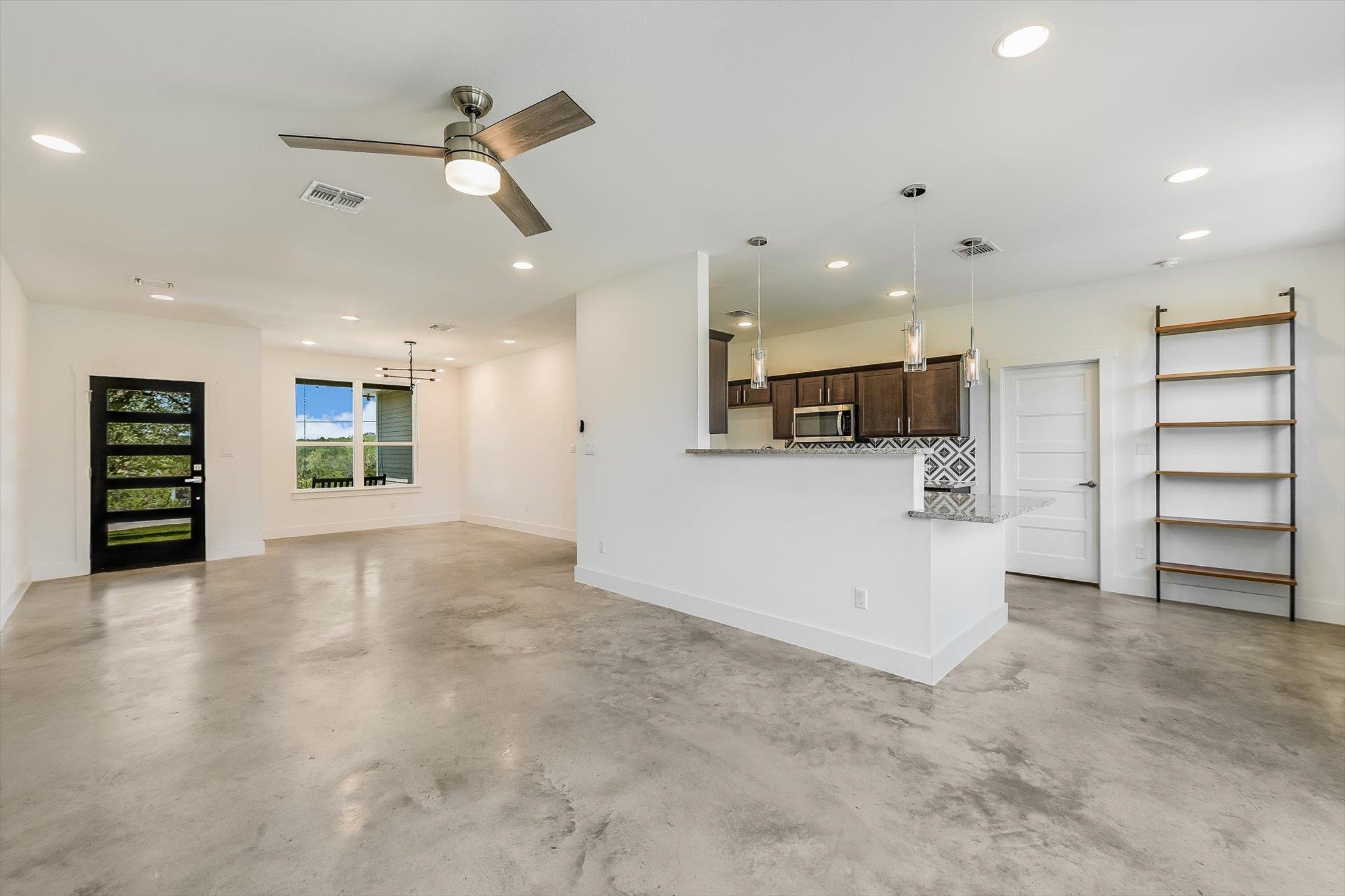 10201 Thomas Lane Dripping Springs TX 78620