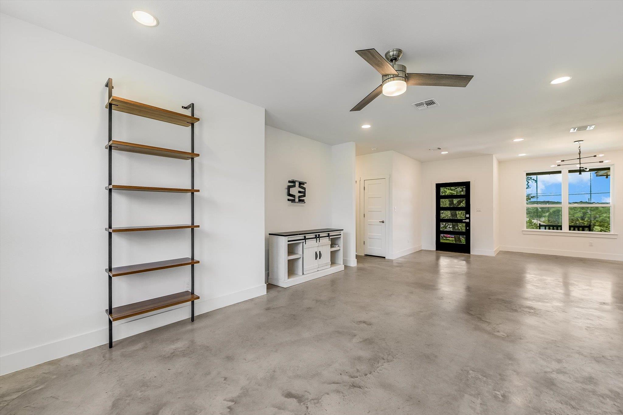 10201 Thomas Lane Dripping Springs TX 78620