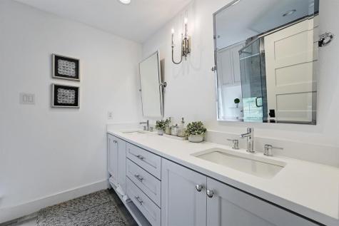 1604 Cliffwood Drive Austin TX 78733