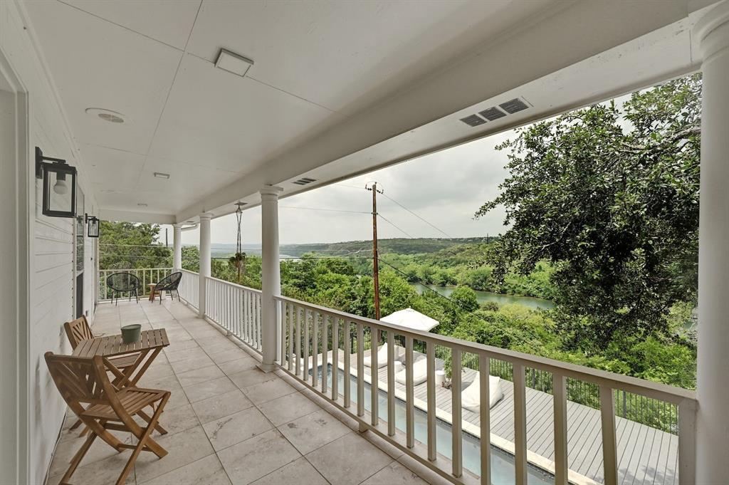 1604 Cliffwood Drive Austin TX 78733