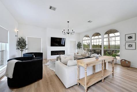 1604 Cliffwood Drive Austin TX 78733