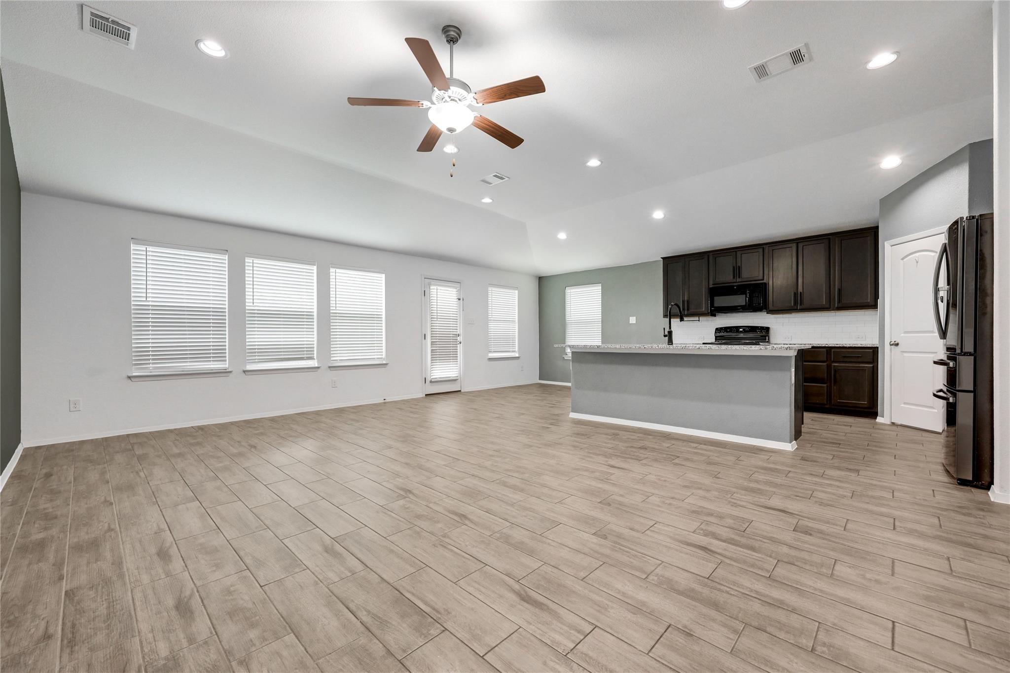 20506 National Drive Lago Vista TX 78645