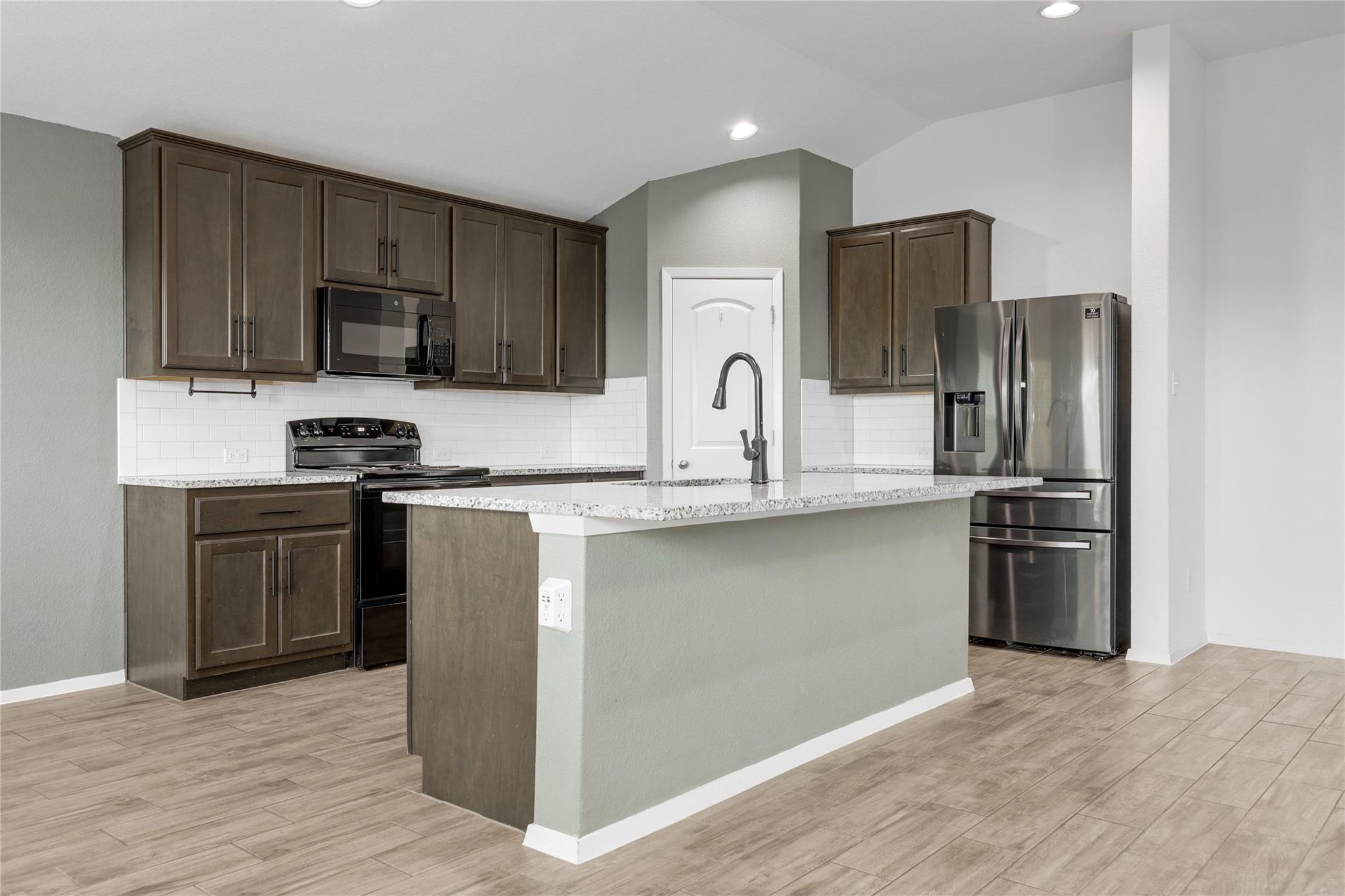 20506 National Drive Lago Vista TX 78645