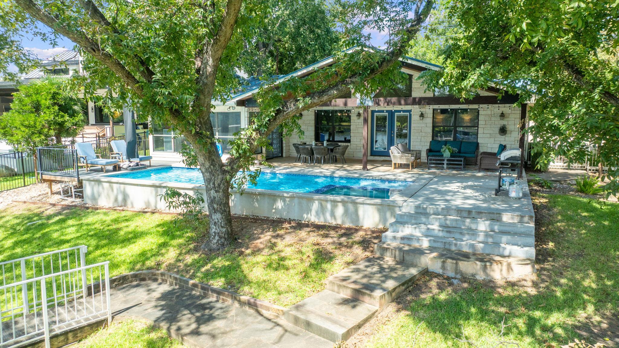 1940 Williams Lakeshore Drive Kingsland TX 78639