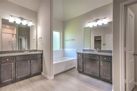 4402 Guildford Drive Belton TX 76513