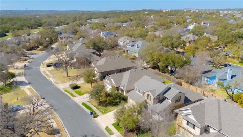 6820 Barstow Court Austin TX 78749